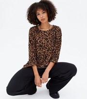 New Look Tall Brown Leopard Print Fine Knit Step Hem Top